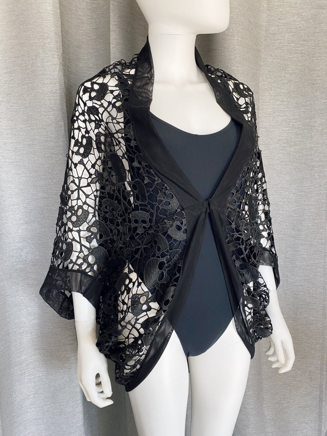 【新品未使用】MURRAL embroidered tulle cardigan 別注 embroidered tulle cardigan(FREE WHITE): MURRAL: WOMENS