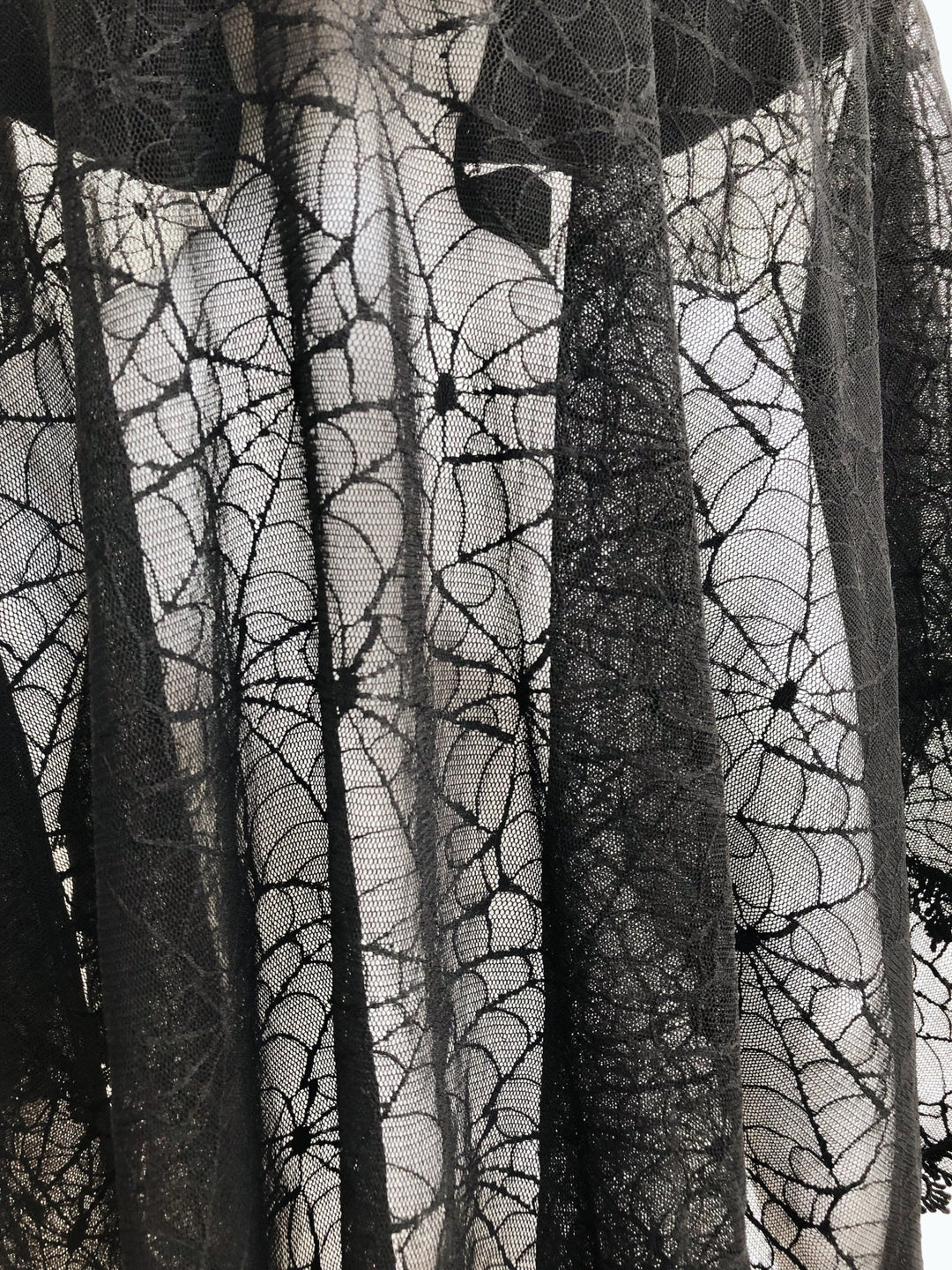 Set - Good Mourning Spiderweb Lace Veil & Goth In The Wind Hat