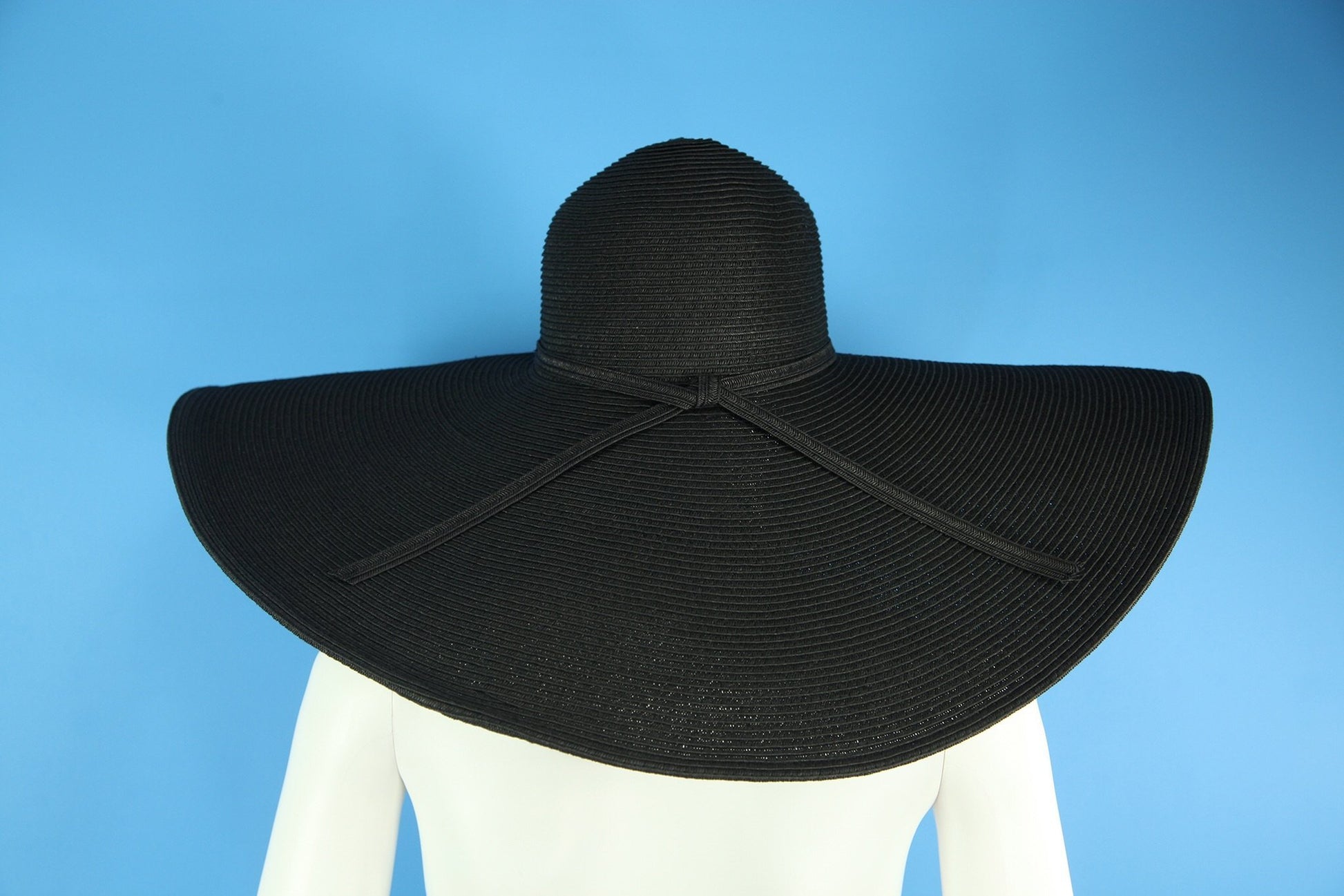 Set - Summer Mesh Veil & Some Like It Goth Hat - Agashi Shop
